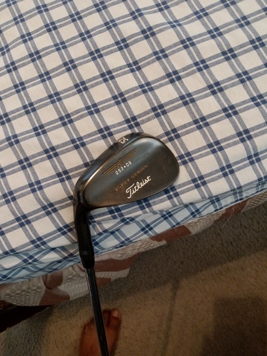 Titleist 52 Degree Wedge for Sale in Norfolk, VA OfferUp