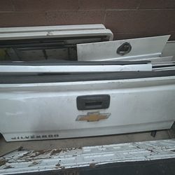 Tail Gate 2015 To 2019 Silverado 2500