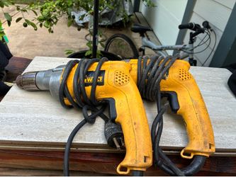 Dewalt 1/2’’ drills