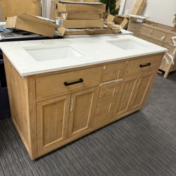 61” Bathroom Vanity In Wood Color 