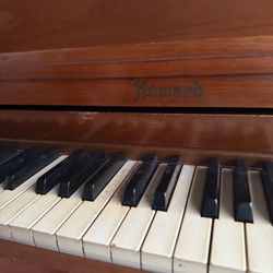 Piano Howard