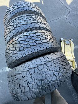 265/65R18 BFGOODRICH TRAiI Terrain
