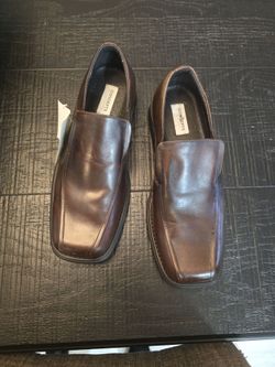 Dress shoe 8 1/2