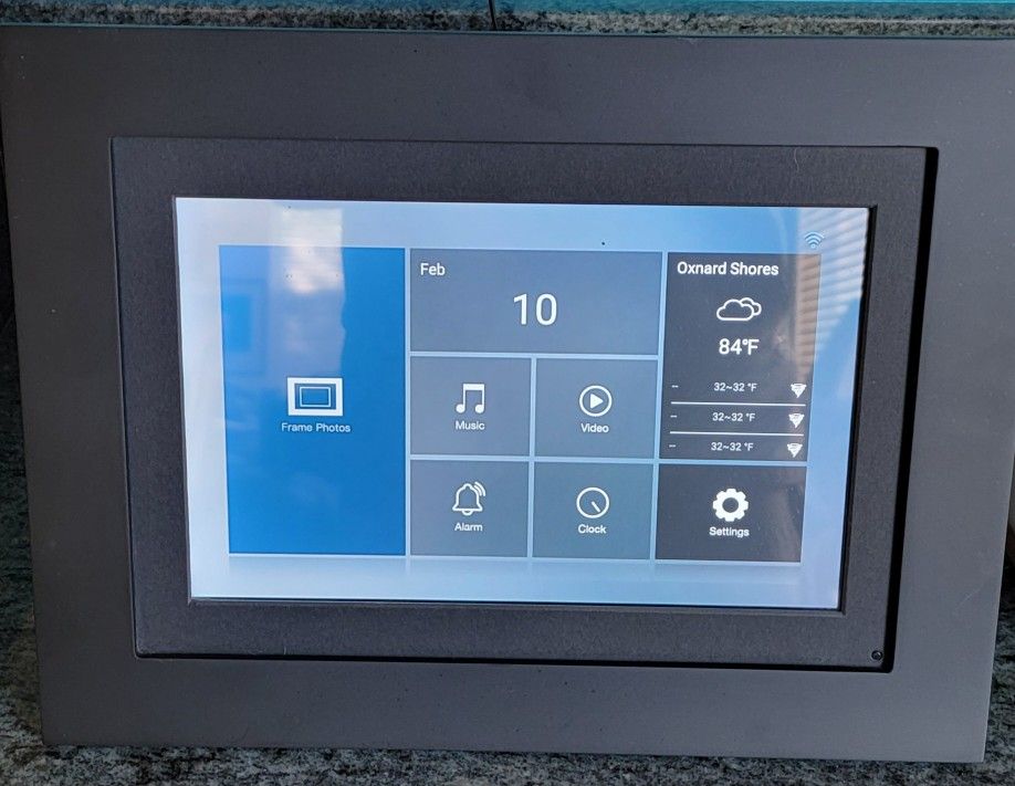 Smart Home Digital Picture Frame