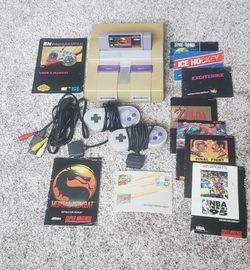 Super Nintendo SNES SNS-001 Console W/ 2 Controllers AC Adapter and RCA Cable, Tested and Cleaned. Mortal Kombat