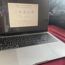 MacBook Pro 13 inch 2019