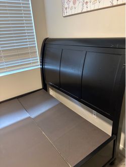 Queen size slay bed bed frame