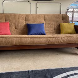 Queen Size Couch Futon