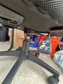 Black Mesh Office Chair
