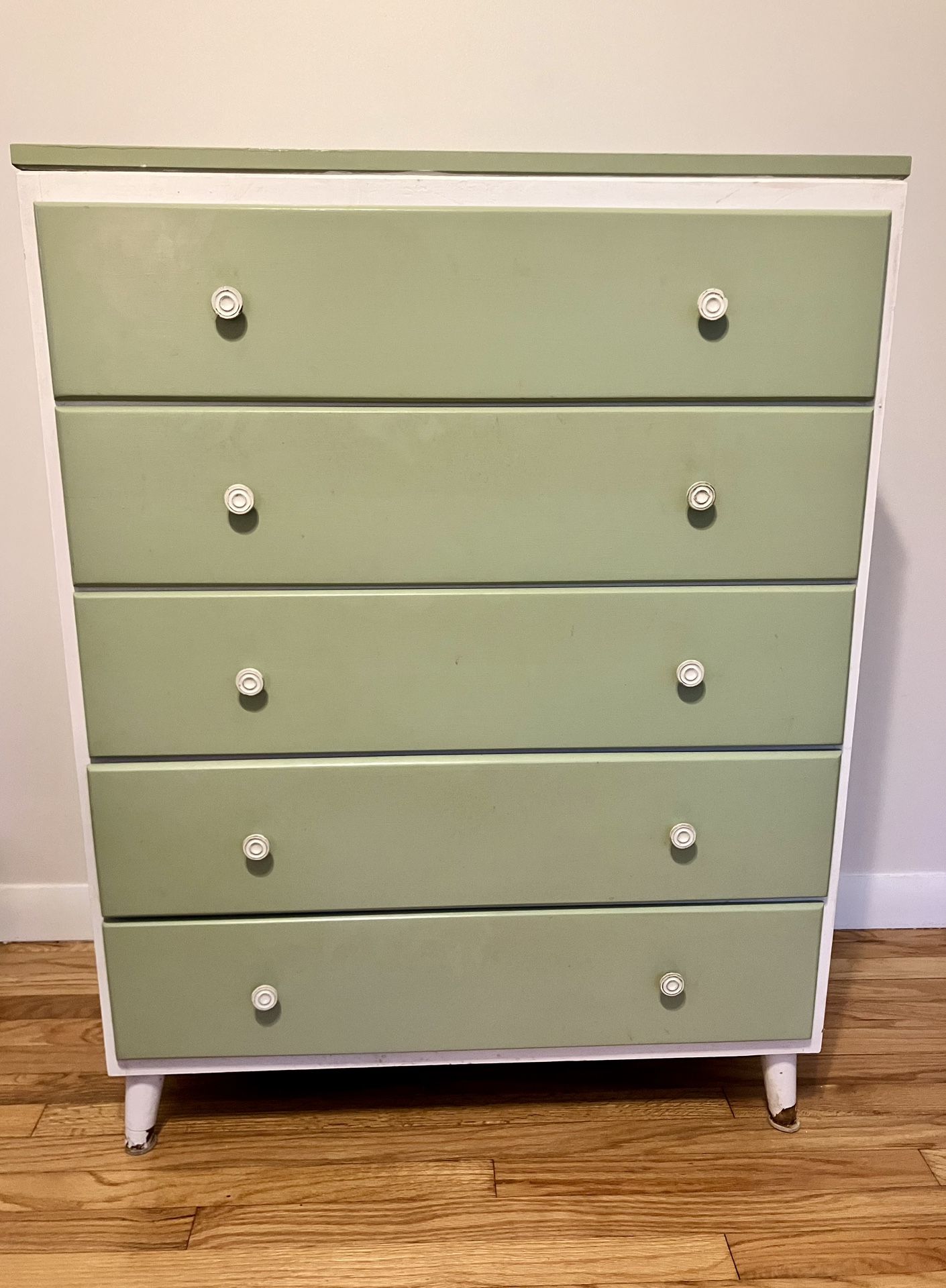 Vintage Hitchcock Bedroom Dresser