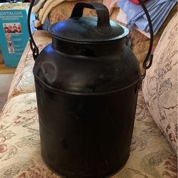 Vintage  12 Quart Metal Milk Can