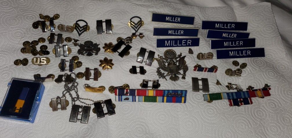 Army Pins