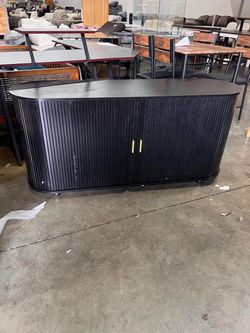Mid Century Modern TV Stand: Fluted Media Console for 40 55 65 Inch TVs, Entertainment Center with Storage Cabinet, Adjustable Shelves & Sliding Doors