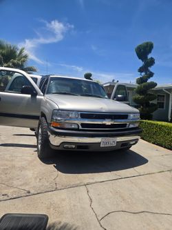 Chevrolet Tahoe SUV Silver