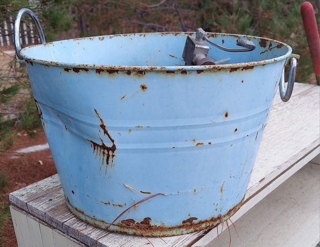 Chippy Galvanized Tub