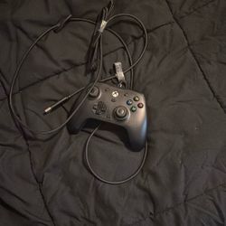 Gamesir G7 HE wired xbox controller 