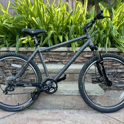 Motobecane 400HT Bike
