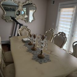 Dining Table Set With Wall Mirror 