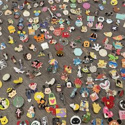 Disneyland Collectible Trading Pins