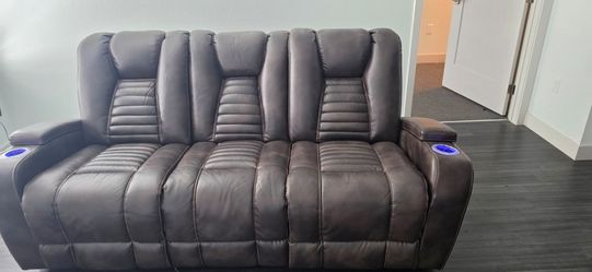 SeatCraft Omega Sofa
