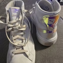 Puma Women's Irradecent High Tops Size 9