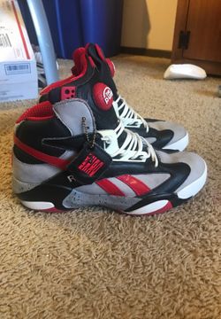 Vintage Reebok Pump Shaq Brick City’s Like new Size 9
