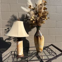 Table lamp