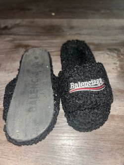 slightly used balenciaga slides/ new