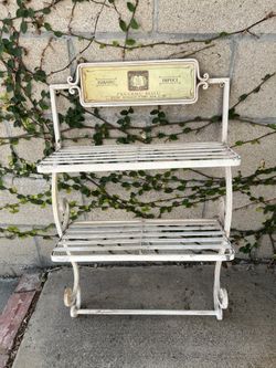 Metal Shelf With Towel Bar