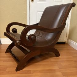 Wooden Lounge Chair