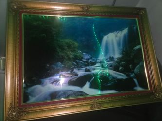 Waterfall picture frame
