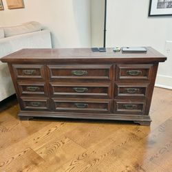 Real wood large brown dresser (pickup only)
