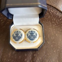 Crest cufflinks from Denmark