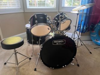 Mapex Rebel 5-Piece Drum Kit