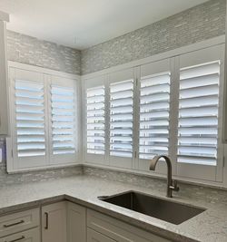 Interior Wood Shutters- Custom, Plantation, Professional Installation, Licensed Company, Window Treatments & Coverings, Persianas De Madera, Espanol