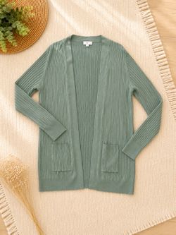 Like new SO juniors cardigan size XL