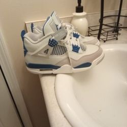 Jordan 4s Military Blue