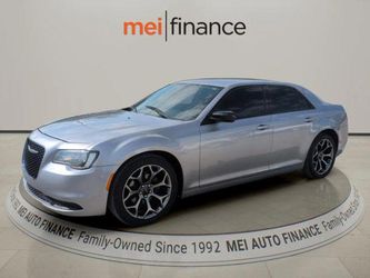 2018 Chrysler 300