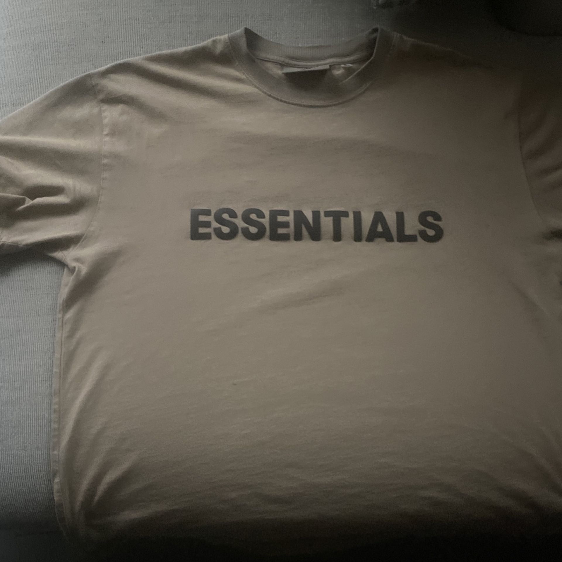 Essentials Tee