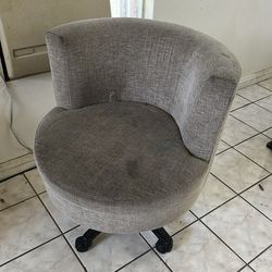 Swivel chair