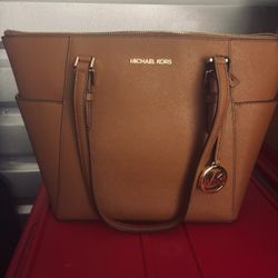 MICHAEL KORS BAG