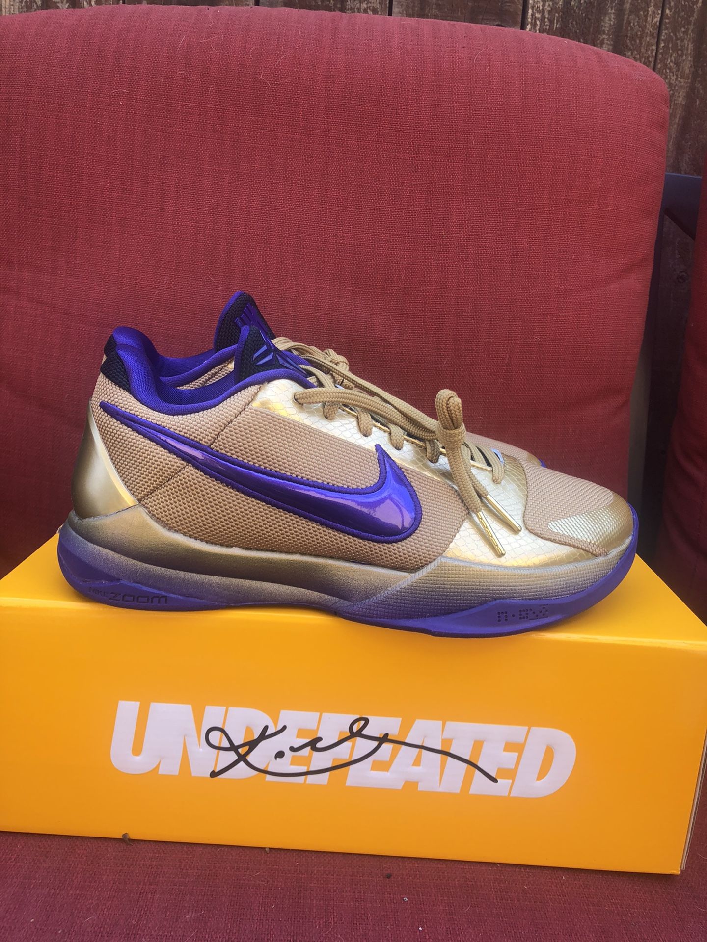 Kobe Protro Hall Of Fame X Undefeated