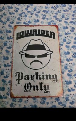 Low rider sign
