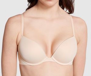 34B Pink Victoria's Secret Wear Everywhere Super Push-Up Bra, Marzipan Color.