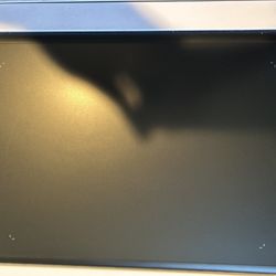 Wacom Intuos Pro Graphic Design Drawing Tablet