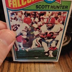 1977 Scott Hunter Card