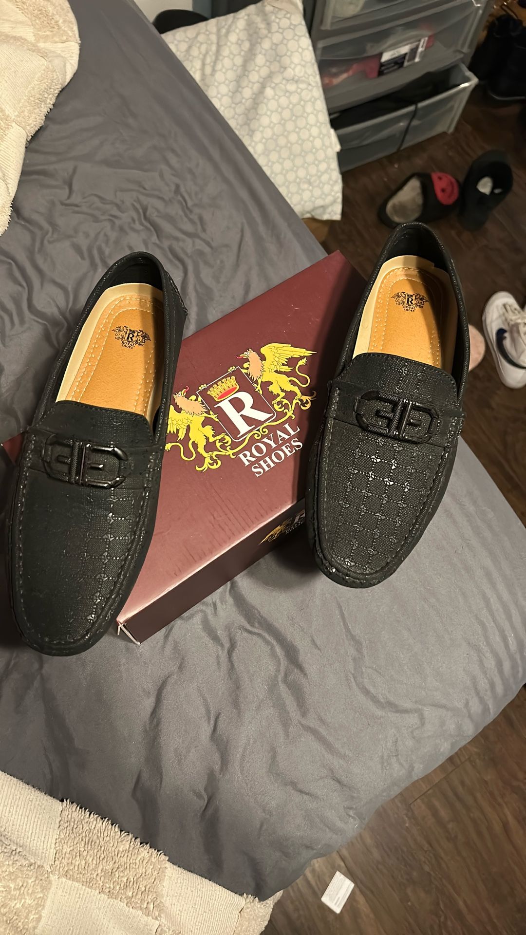 Royal Shoes