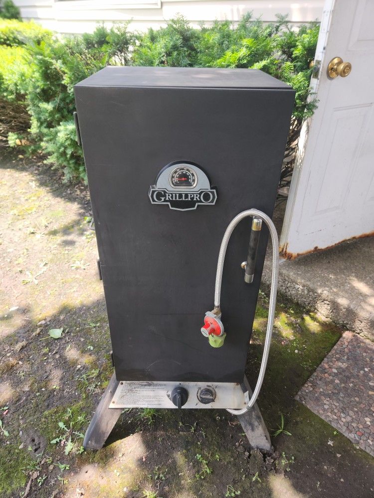 Grillpro Smoker