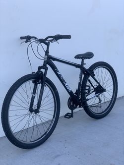 Mongoose excursion discount mountain bike 27.5