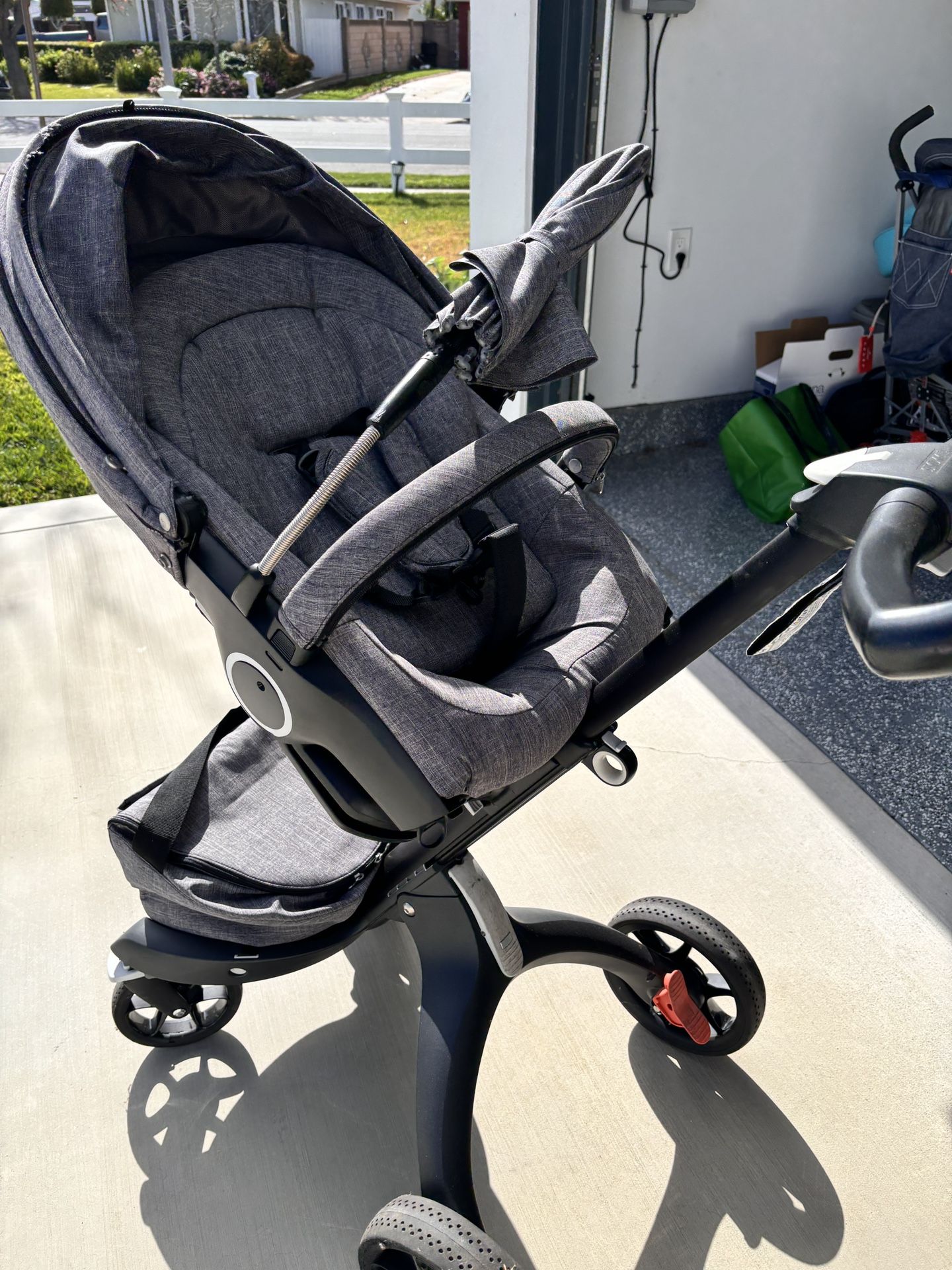 uppababy vista v2 combinations V3 With Bassinet VARIOUS COLOURS Stone Blue/Silver (Callum) Penn Bcf Rods And Color:White Gold Blade absorbing wheels ensure a ridge